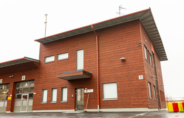 Polvijärven uusi pelastusasema, toimistotilat. SKES Rakennusliikkeen saneeraus- ja uudisrakennuskohde.